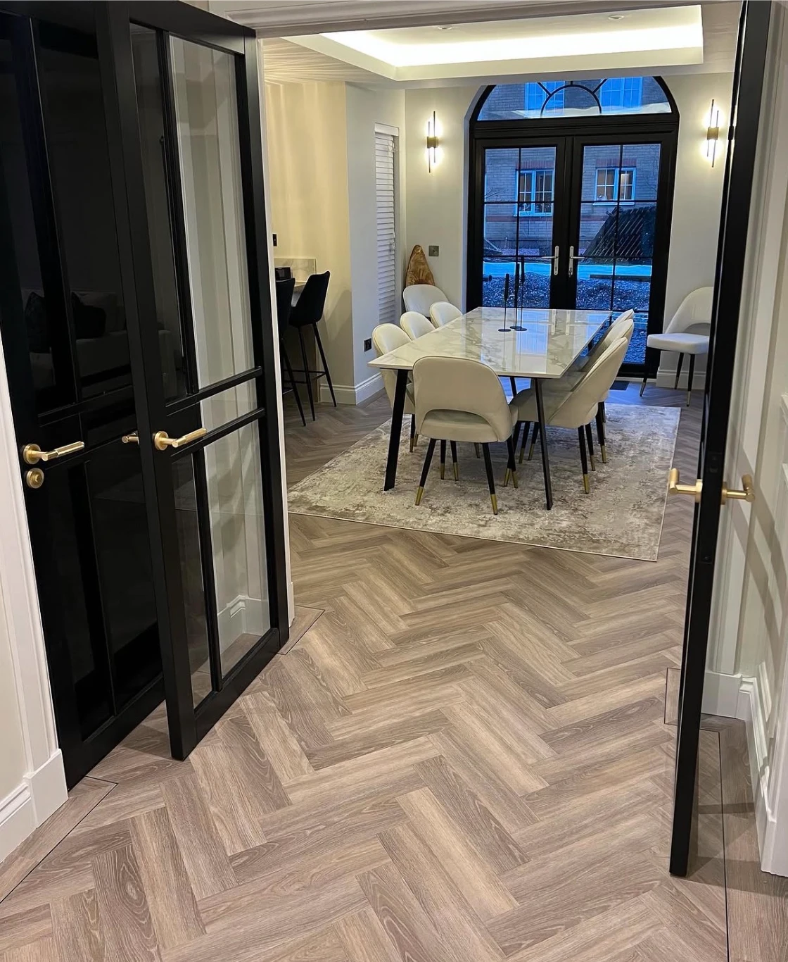 Herringbone Through To Dining — Advanced Equity Management